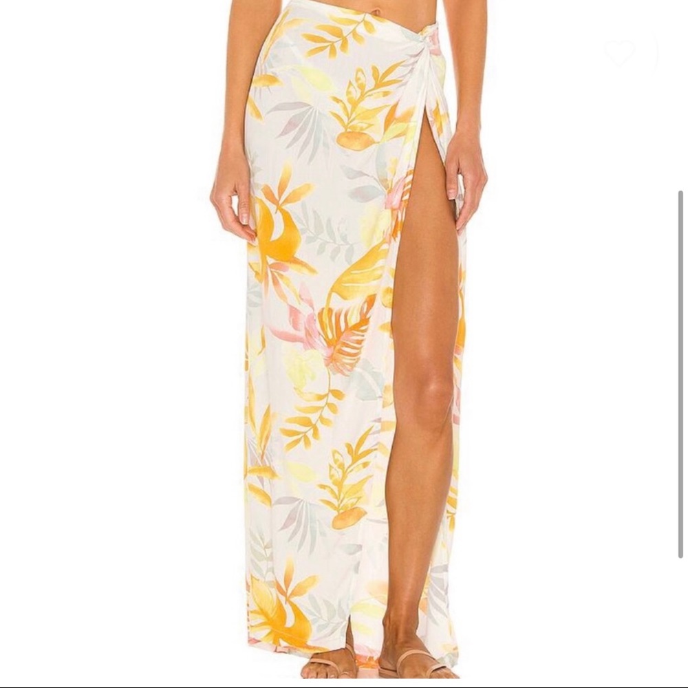 L. Space Mia Cover Up small
